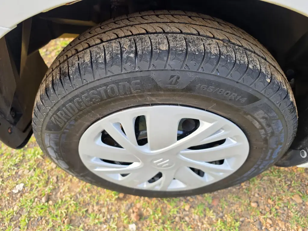 Maruti Suzuki Dzire photo 8