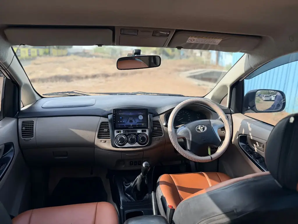 2015 Toyota INNOVA G 2.5 E4 photo 5