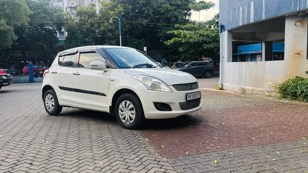 2013 Maruti Suzuki Swift VDI photo 6