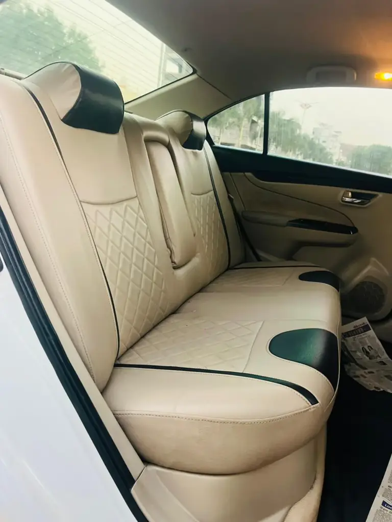 2015 Maruti Suzuki Ciaz ZDI photo 10