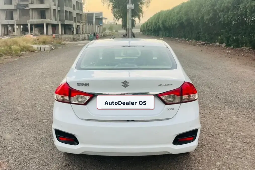 2015 Maruti Suzuki Ciaz ZDI photo 2