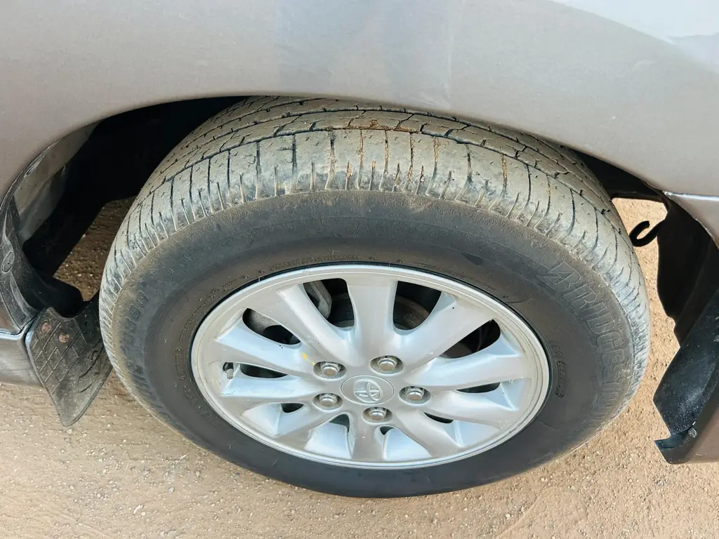 2014 Toyota Innova photo 8
