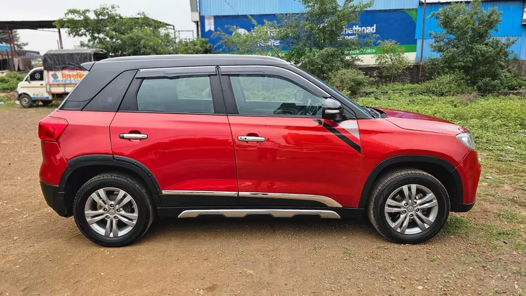 2017 Maruti Suzuki Brezza ZDI Plus photo 4