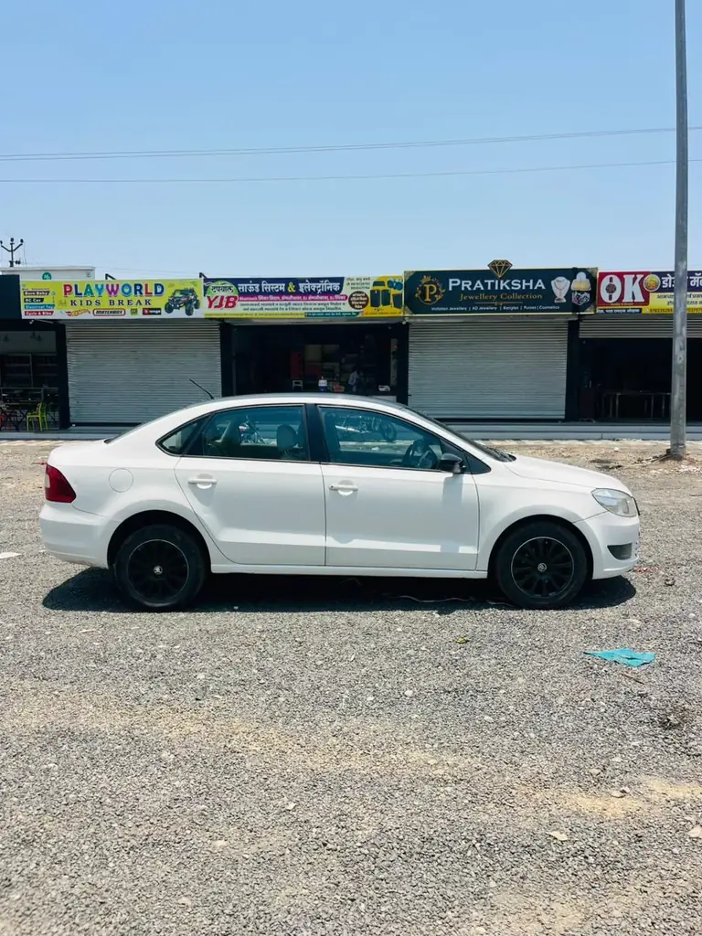 2016 Skoda Rapid photo 4