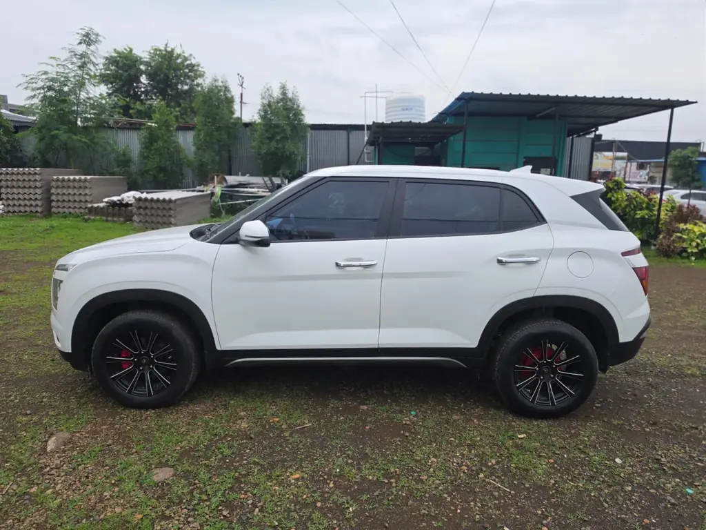 2021 Hyundai Creta EX photo 3