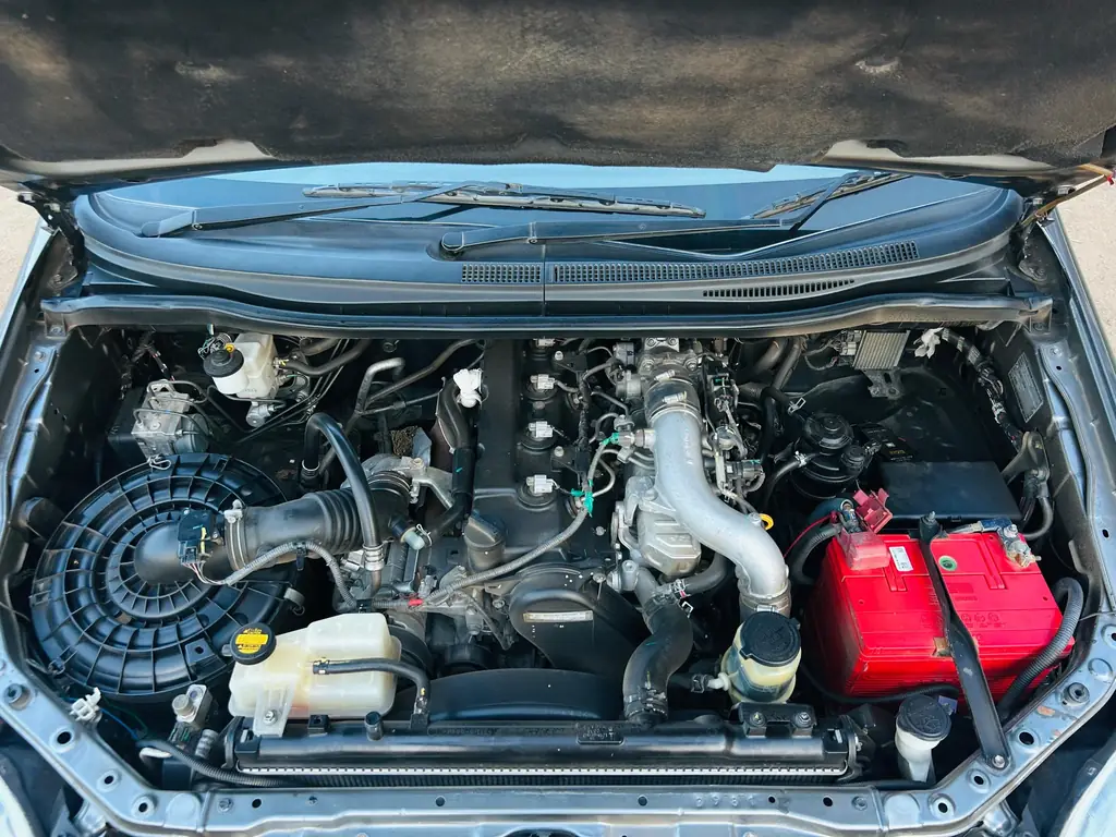 2014 Toyota Innova photo 6
