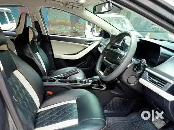 2027 Maruti Suzuki Alto K10 LXI photo 3