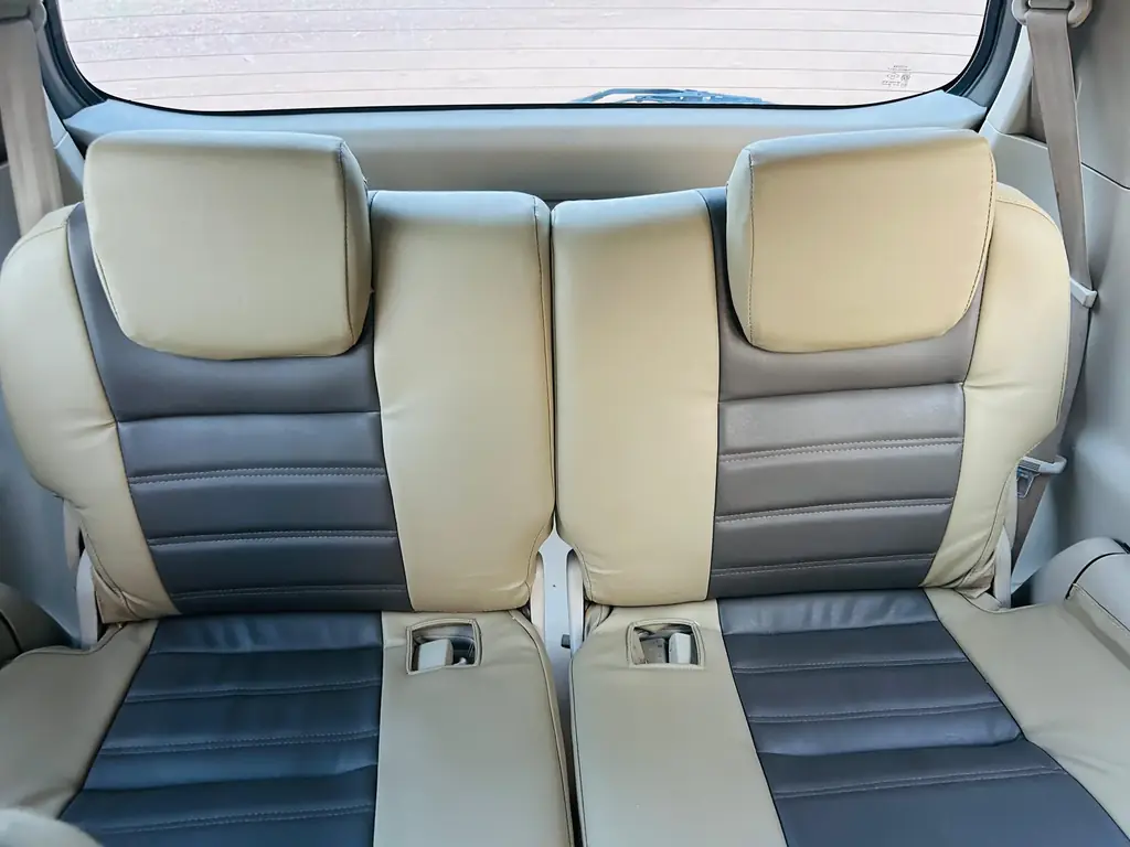 2014 Toyota Innova photo 9