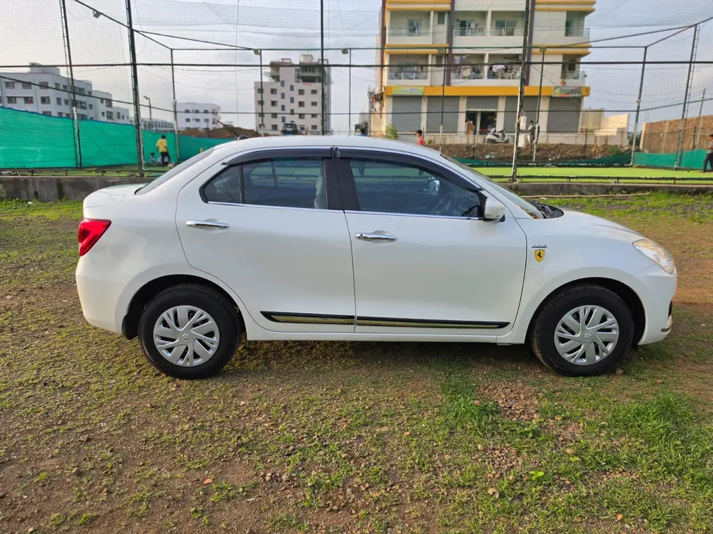 Maruti Suzuki Dzire photo 4