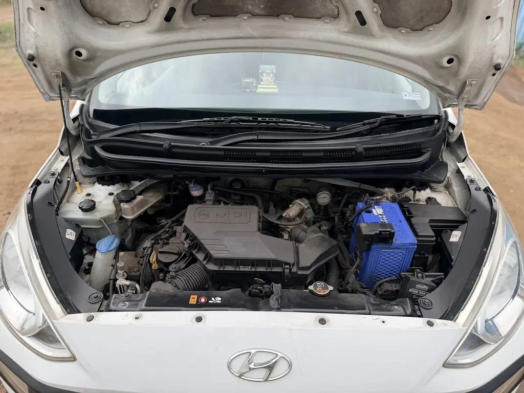 2020 Hyundai Grand i10 Nios Sportz photo 6