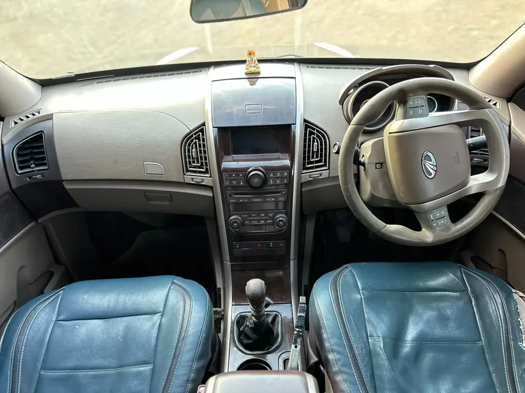 2013 Mahindra XUV500 photo 5