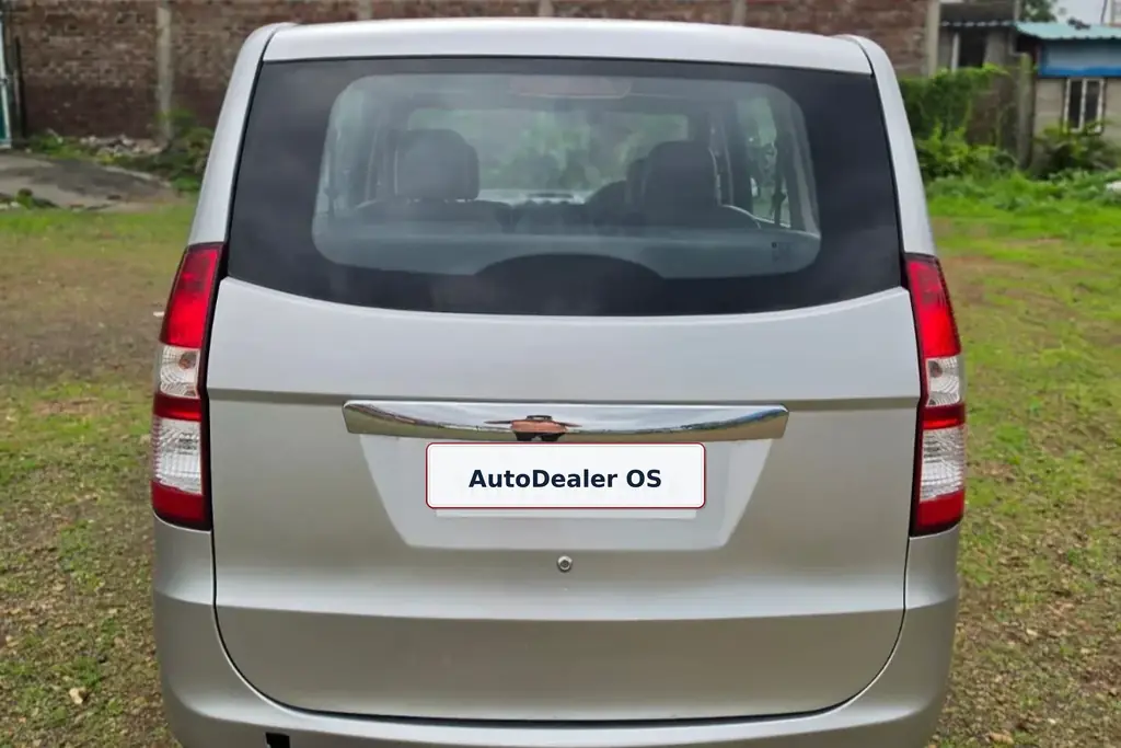 2016 Chevrolet ENJOY LS photo 2