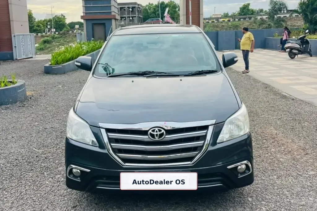 2015 Toyota Innova V