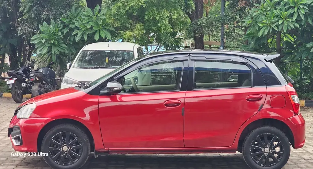 2018 Toyota Etios VD photo 4