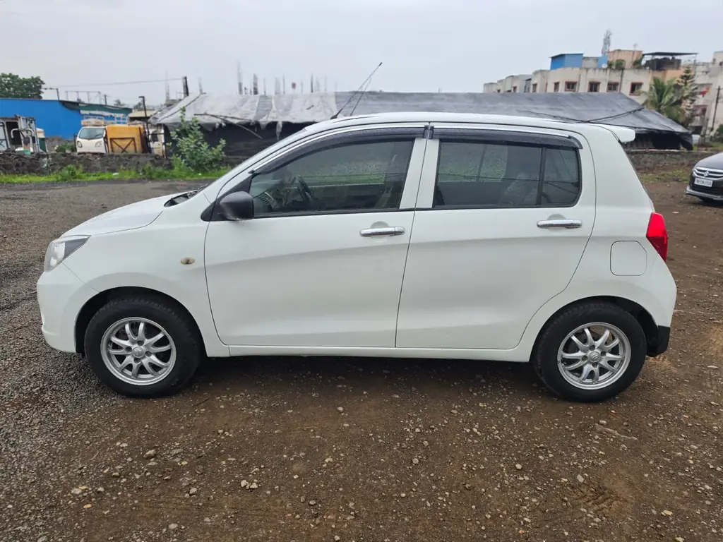 2016 Maruti Suzuki Celerio VXI CNG First Gen photo 3